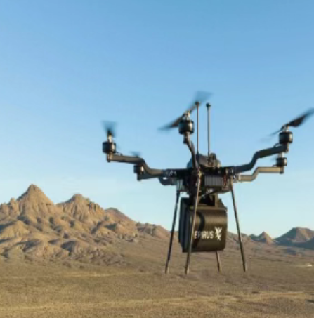 光纤无人机的克星    美 Eirus公司推出 “列奥尼达”背包式微波武器吊舱