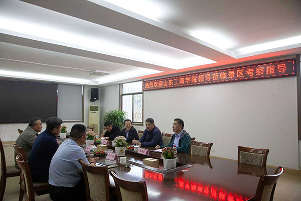 链接校友资源 赋能校地发展——公司负责人陪同高校领导走访临沂校友企业